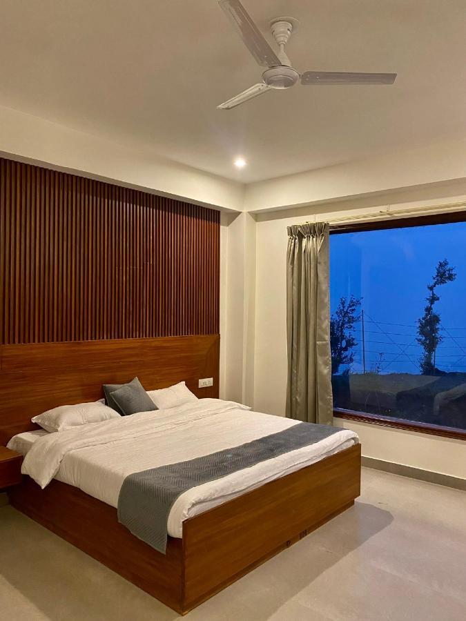 Windmill Inn Солан Екстериор снимка
